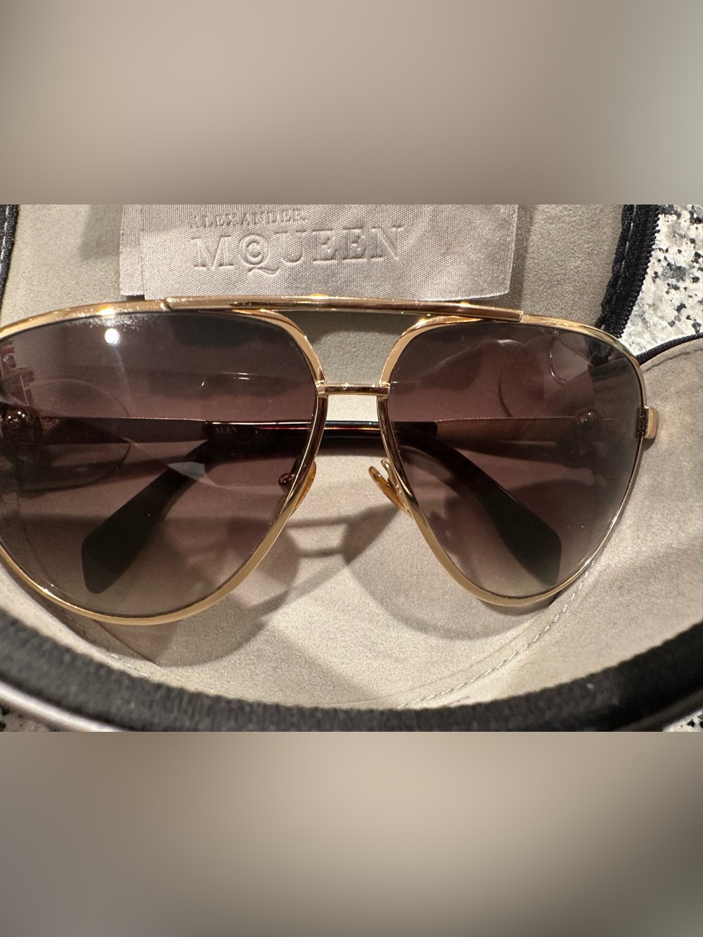 $50 Alexander McQueen Womens Skull Gold Aviator Sunglasses - Brown Lenses & Case